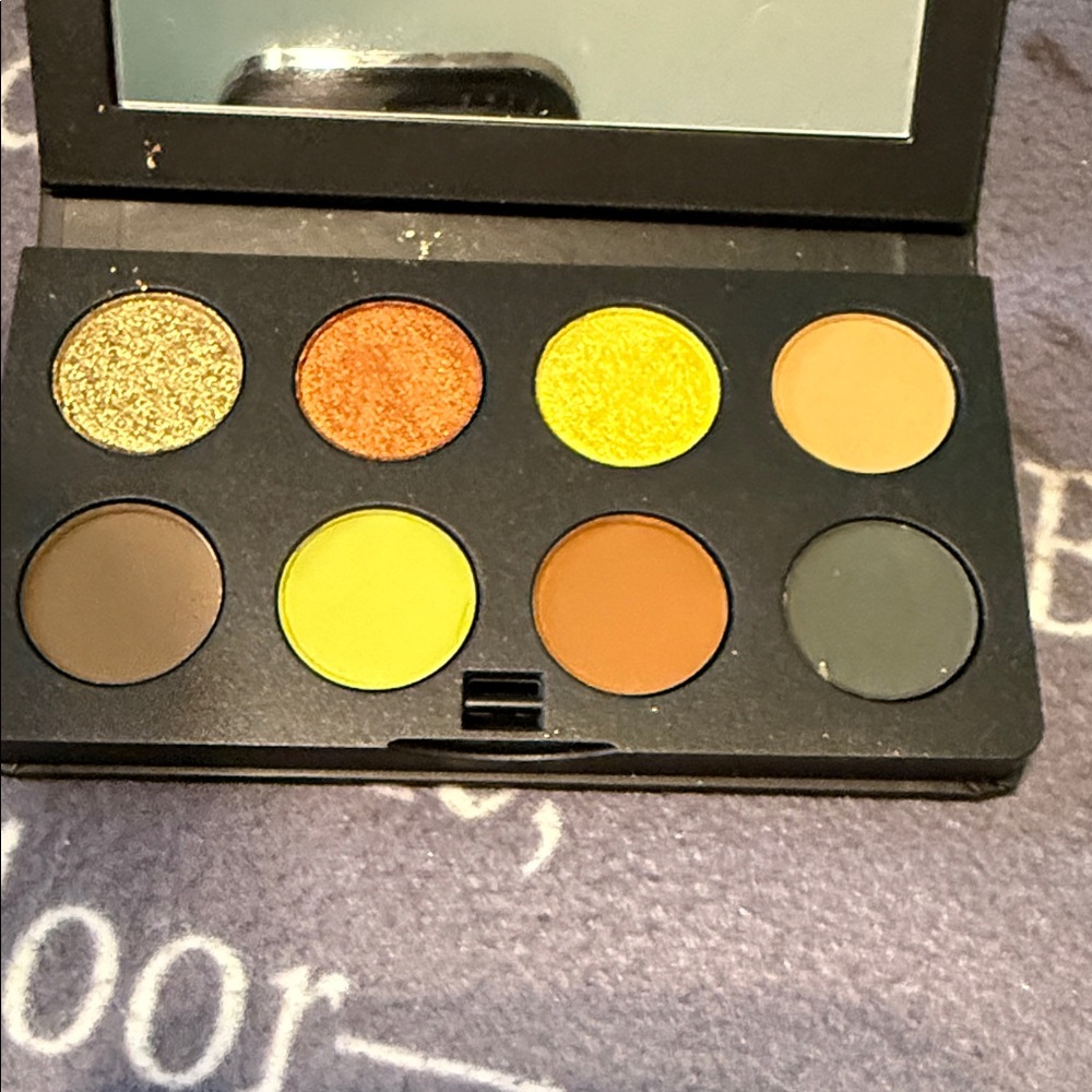Smashbox Multicolor Eyeshadow Palette